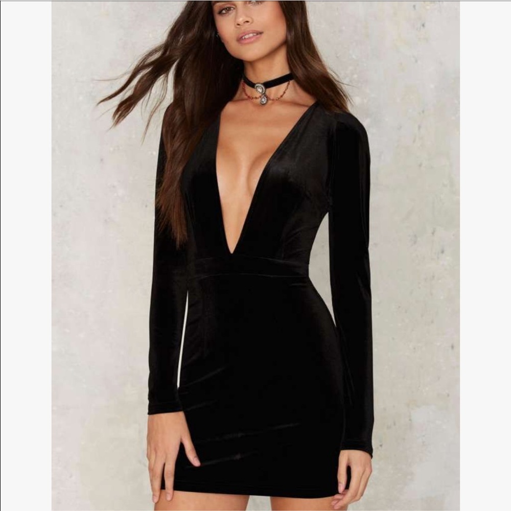 NASTYGAL long sleeve black velvet bodycon dress